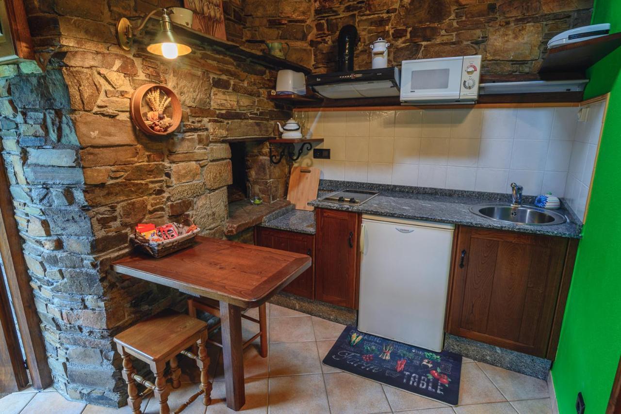 Esquíos - Apto. Cuarto do forno Taramundi Exterior foto